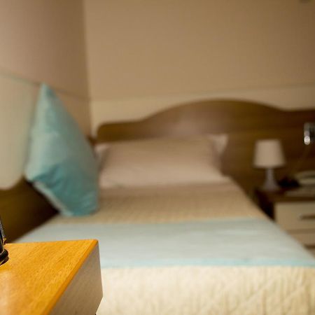 Hotel Ristorante Sbranetta Rozzano Kültér fotó