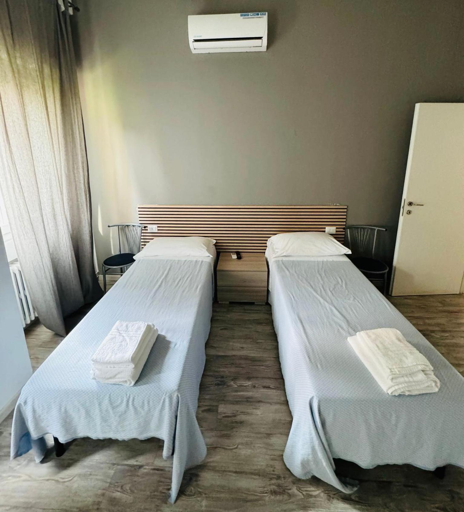 Hotel Ristorante Sbranetta Rozzano Kültér fotó