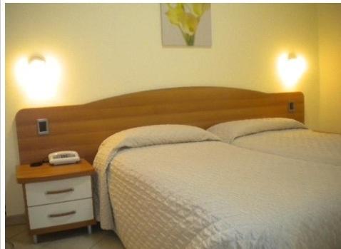 Hotel Ristorante Sbranetta Rozzano Szoba fotó