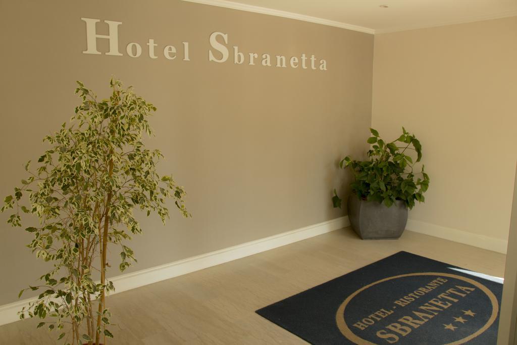 Hotel Ristorante Sbranetta Rozzano Kültér fotó