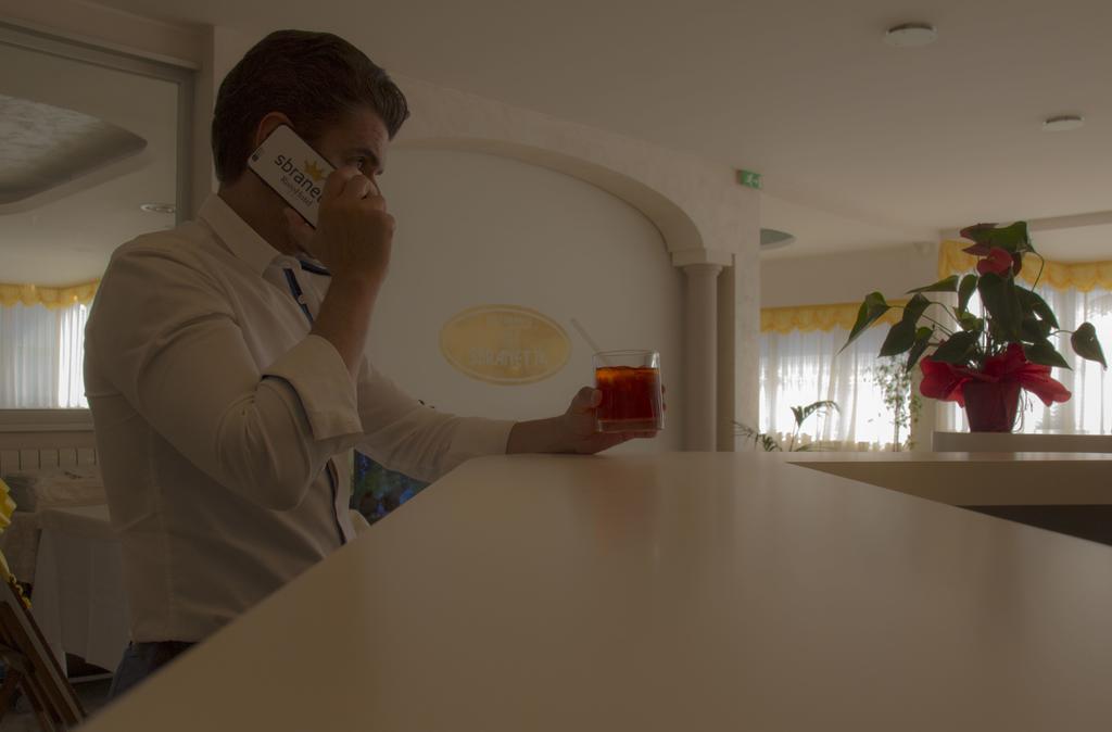Hotel Ristorante Sbranetta Rozzano Kültér fotó